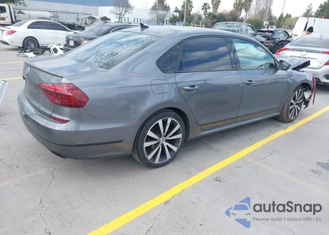 2018 Volkswagen Passat 3.6L V6 Gt z USA, uszkodzony, nr VIN 1VWJM7A32JC040264